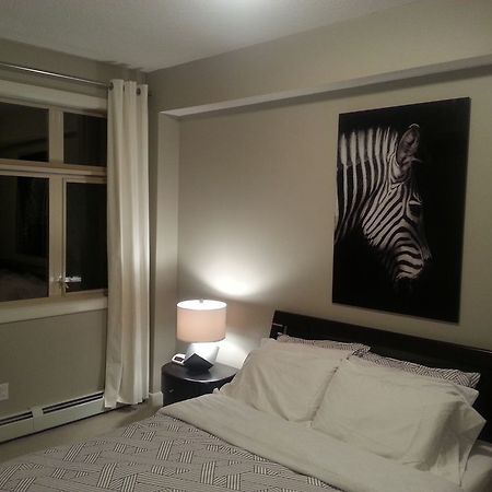 Pinnacle Inn & Suites Aspen YYC Buitenkant foto