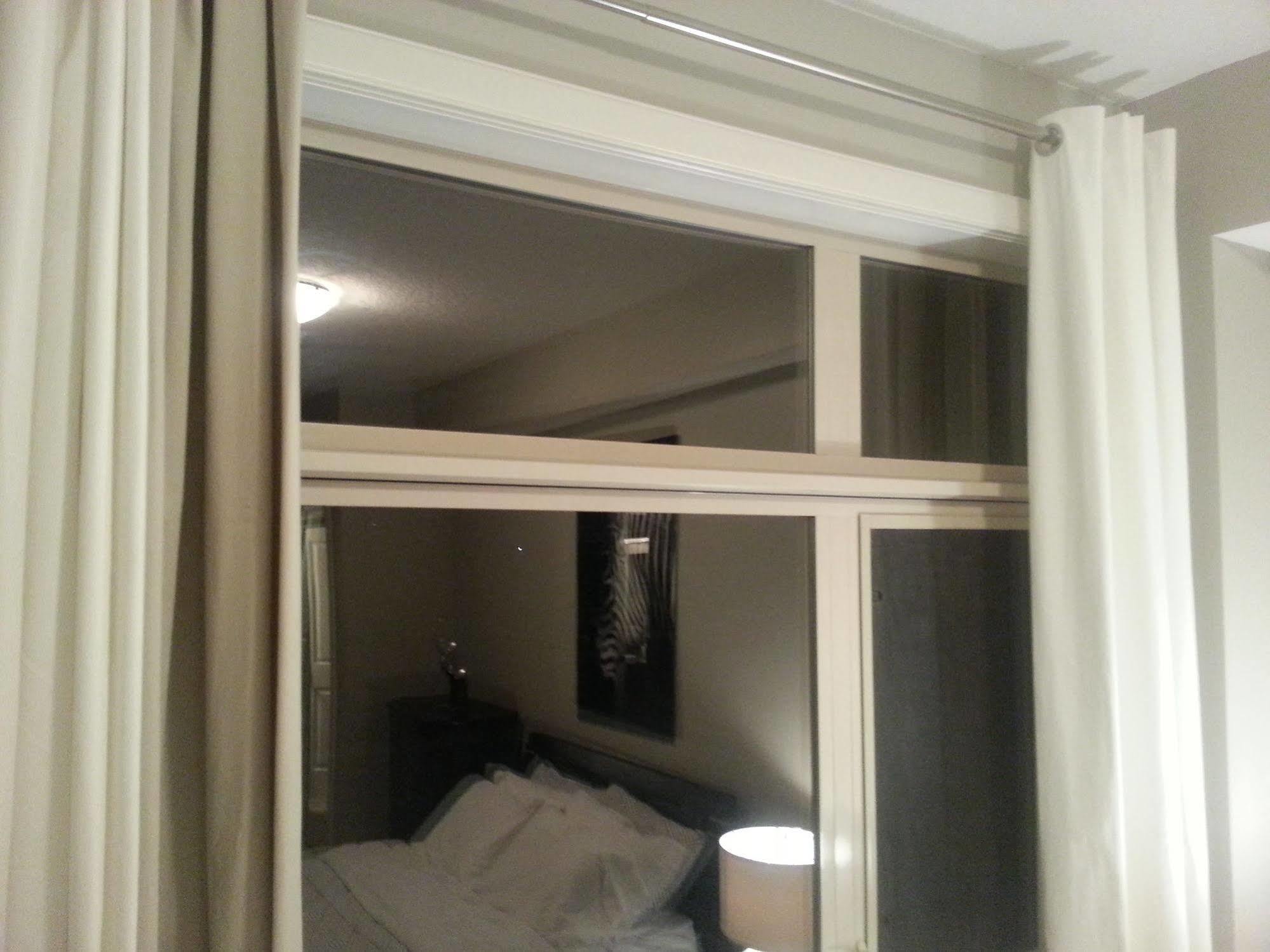 Pinnacle Inn & Suites Aspen YYC Buitenkant foto